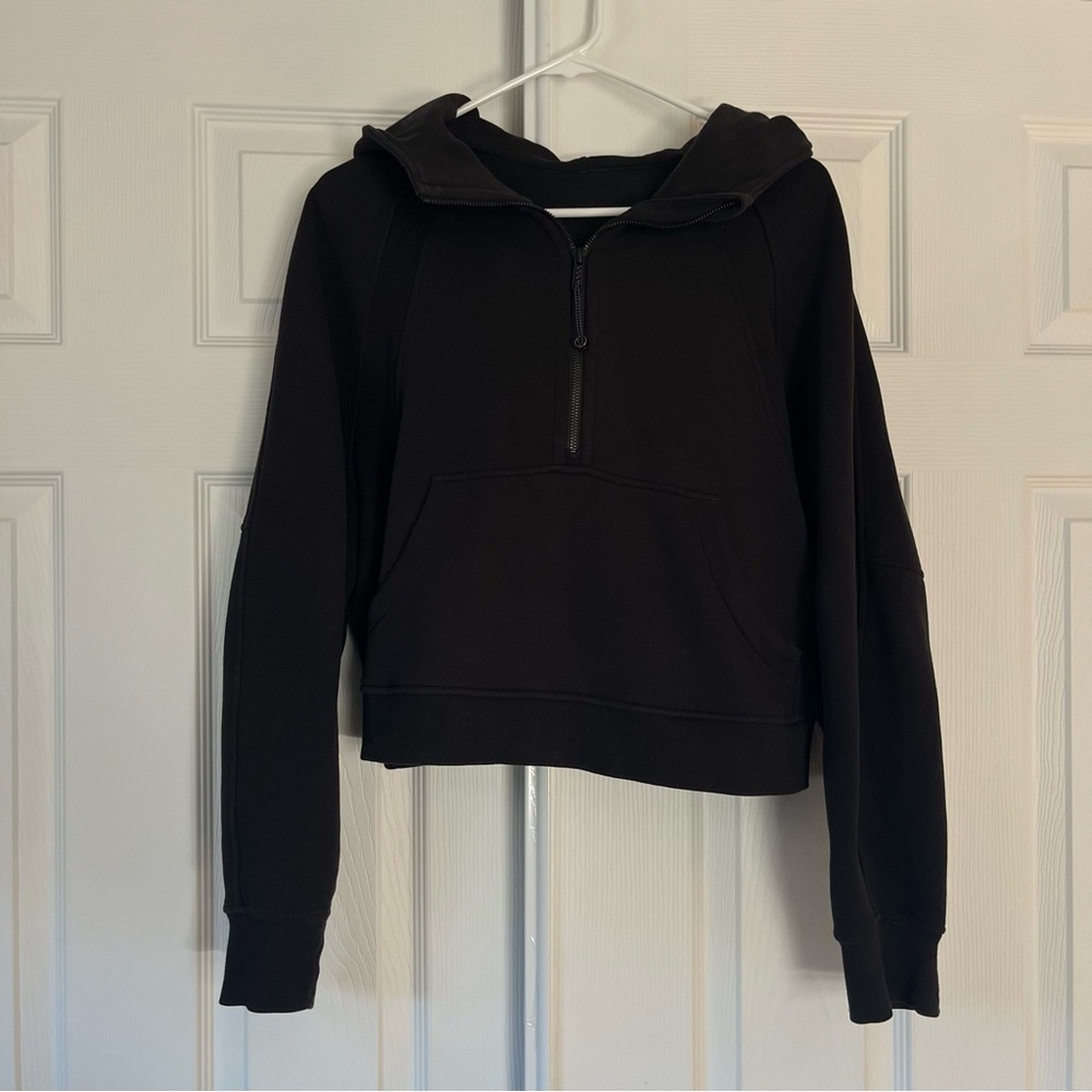 Black Cropped Lululemon Scuba hoodie